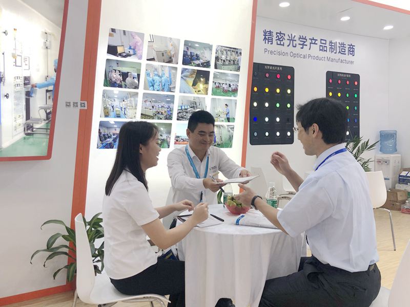 客戶了解濾光片產品